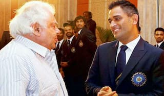 Farokh Engineer describes MS Dhoni’s humble nature with an interesting story