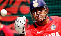 Sehwagism: Another Masterstroke by Virender Sehwag to wish Jesse Ryder, Simon Doull on their birthday