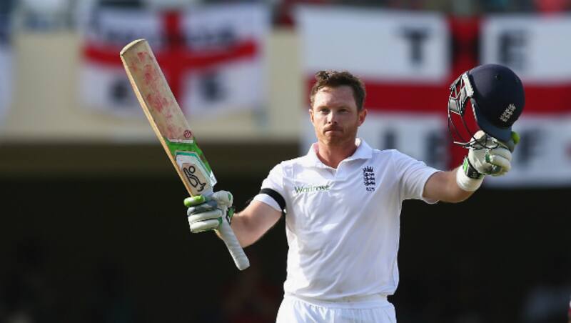 Ian Bell si currently playing for Warwickshire in county Cricket Championship  &copy; AFP
