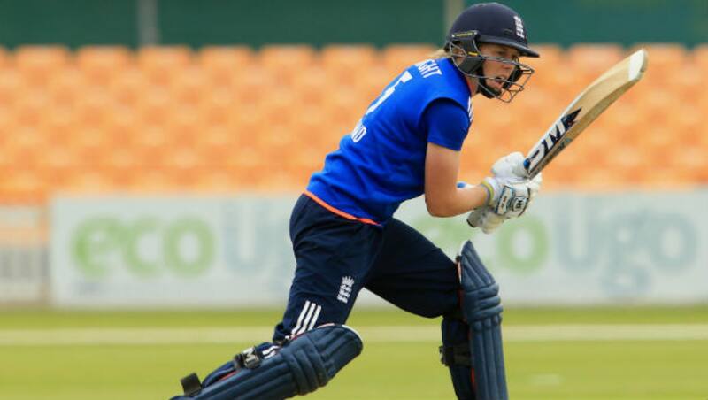 Heather Knight will captain England women against Sri Lanka &copy; Getty Images
