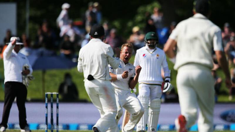 Wagner was brilliant with his two wickets that broke the back of Pakistani batting &copy; Getty Images