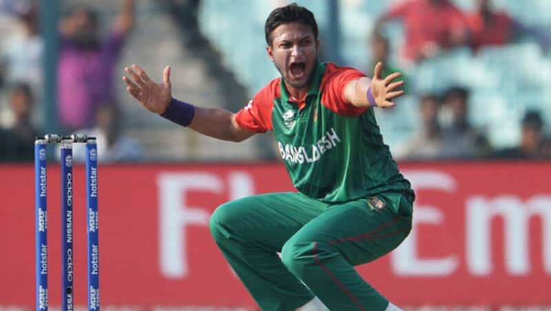 Shakib Al Hasan is the captain of the Dhaka Dynamites side © AFP