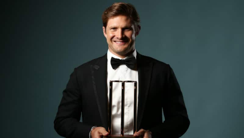 Shane Watson's nine wickets from as many appearances at a tidy economy rate of just above seven runs an over, helped him bag the award © Getty Images