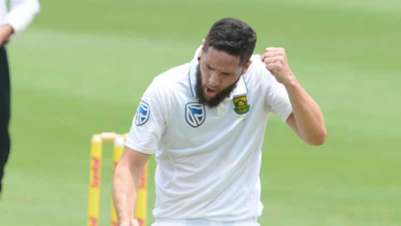 Wayne Parnell took 4 wickets in the second innings to bowl out Sri Lanka for 177 &copy; Getty Images