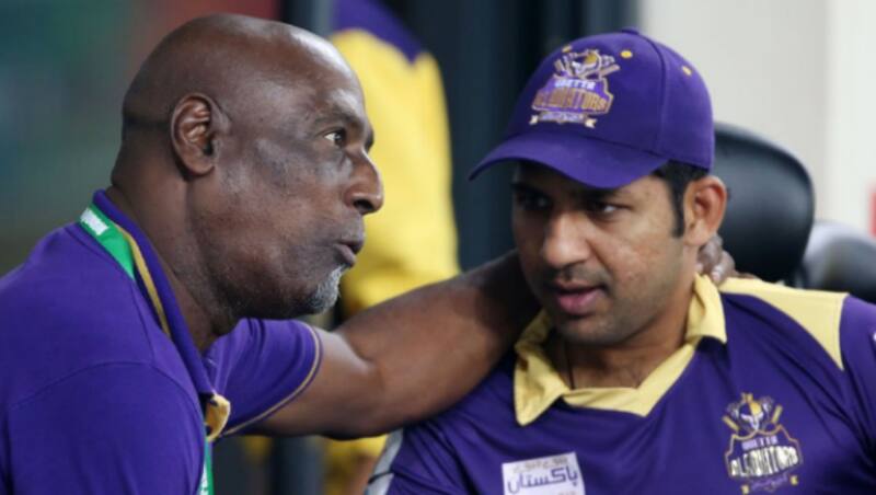 Quetta Gladiators mentor Viv Richards' decision to travel to Lahore for PSL final is being seen as a major step in reviving international cricket in Pakistan. Image courtesy: Saj Sadiq Twitter