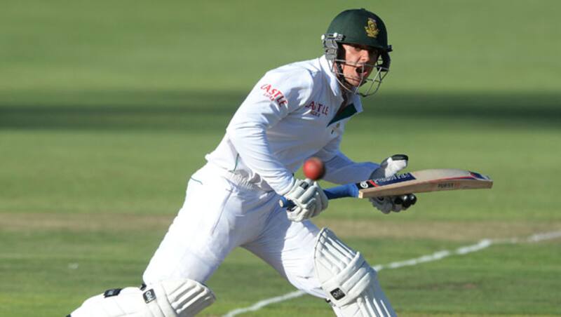 Quinton-de-Kock-of-South-Africa-plays-to-square-leg-during-day-3-of-the-2nd-Test-m