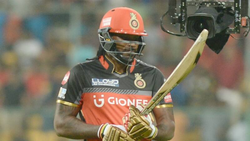 Chris Gayle (middle) has not managed to fire in the IPL 2017 so far, having not scored more than 32, his highest score in the opening tie &Acirc;&copy; IANS