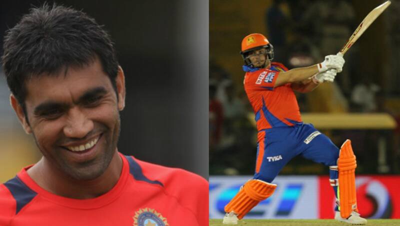 Munaf Patel (left) and Aaron Finch
