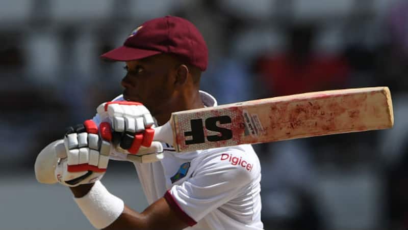 Roston Chase fought well for his unbeaten 101 &copy; AFP 