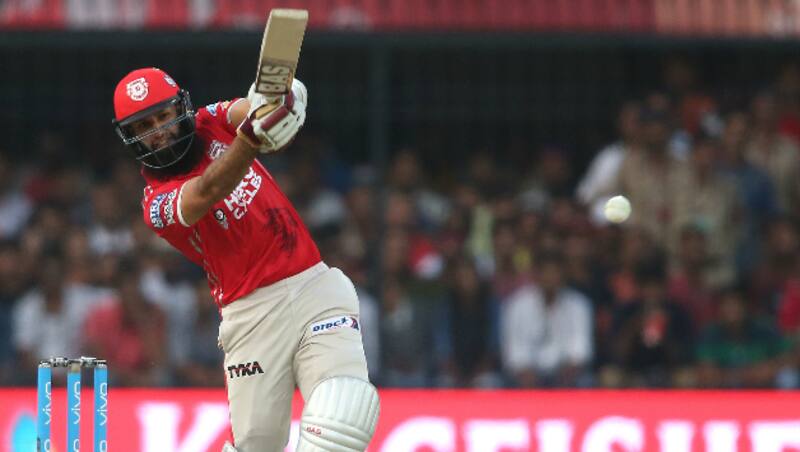 Hashim Amla became only the third player after Chris Gayle (2011) and Virat Kohli (2014) to have scored multiple tons in an IPL season &copy; BCCI