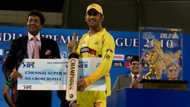Lalit Modi and MS Dhoni during Indian Premier League 2010 edition © BCCI