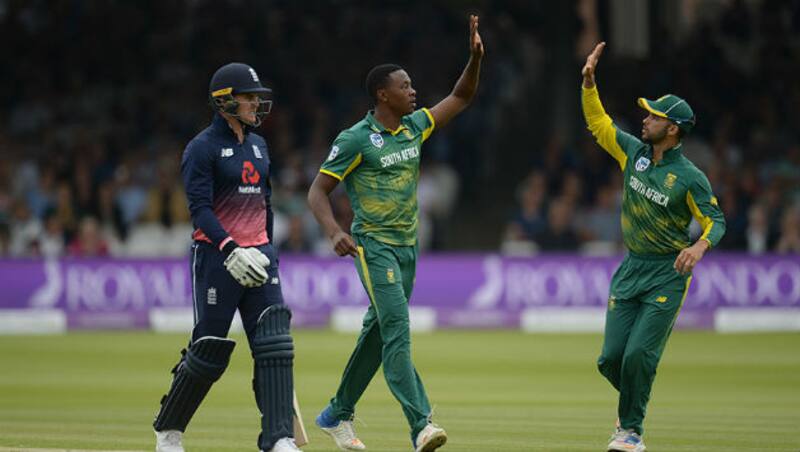 Kagiso Radaba picked up Jason Roy in first over &copy; Getty Images