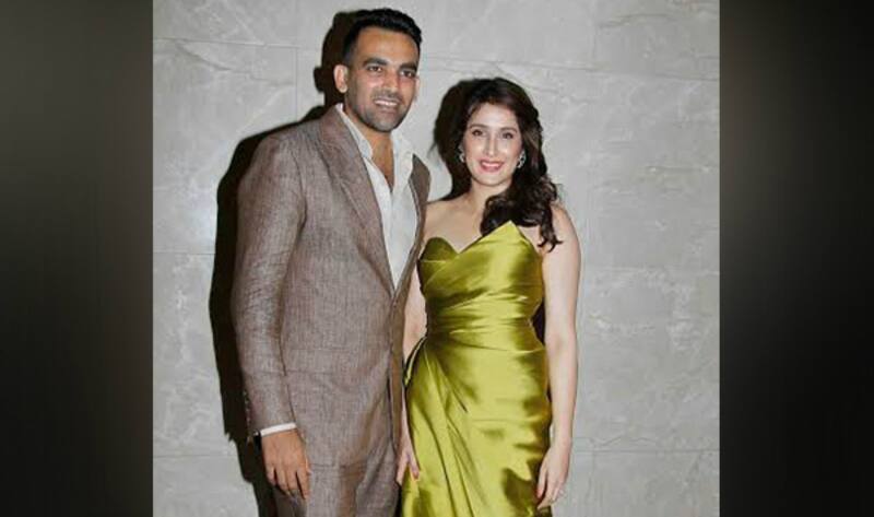Zaheer Khan and Sagarika Ghatge at the ceremony Photo Courtesy: Yogen Shah and Bollywood Life