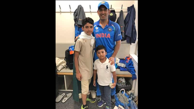 Dhoni with Azhar Ali's sons. Image tweeted by Azhar Ali