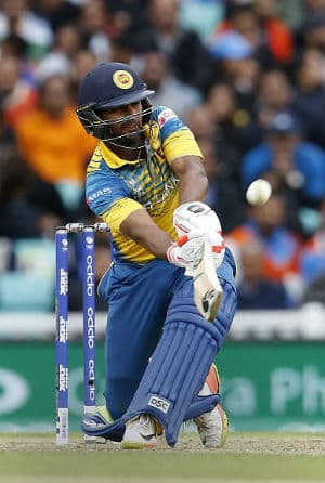 Asela Gunaratne played a quickfire knock of 34 off 21 © Getty Images