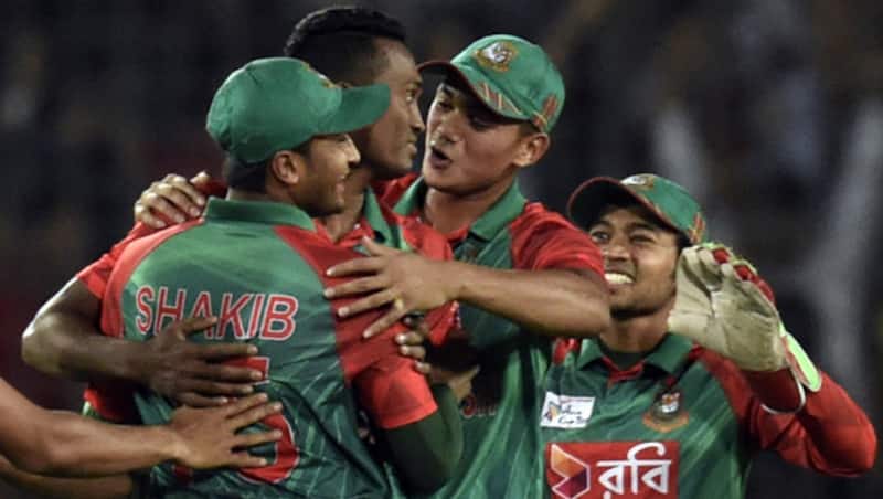 बांग्लादेश टीम © AFP