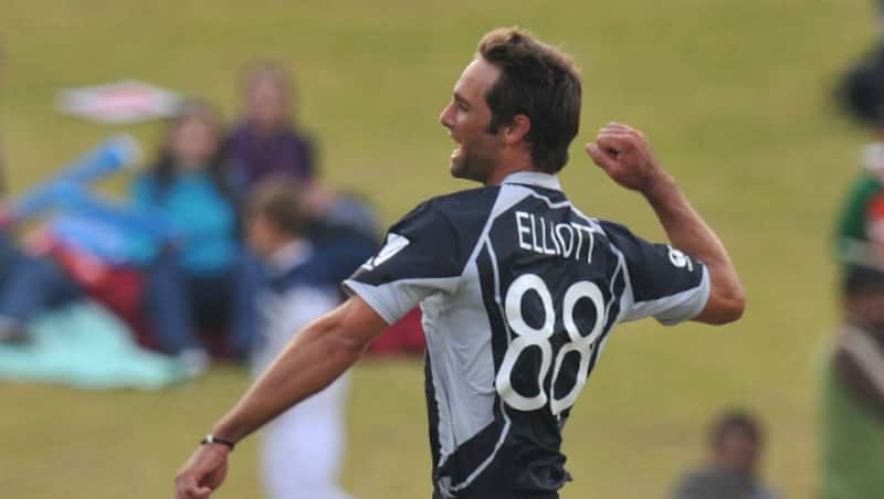 Grant Elliott claimed 4 for 31 &Acirc;&copy; Getty Images