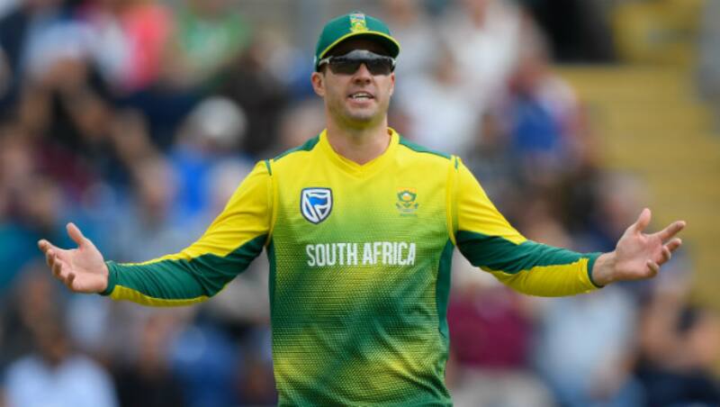 Having quit Test captaincy, AB de Villiers continues to lead South Africa in ODIs &Acirc;&copy; Getty Images