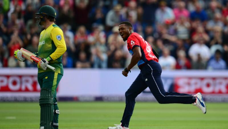 Chris Jordan celebrates one of his 3 wickets during 3rd T20I at Cardiff on Sunday © Getty Images