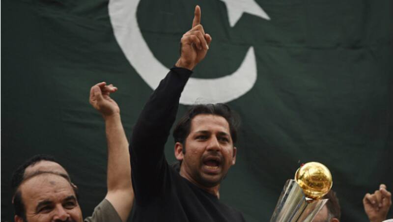 Sarfraz Ahmed acknowledges fans in Pakistan after Champions Trophy triumph &Acirc;&copy; Getty Images