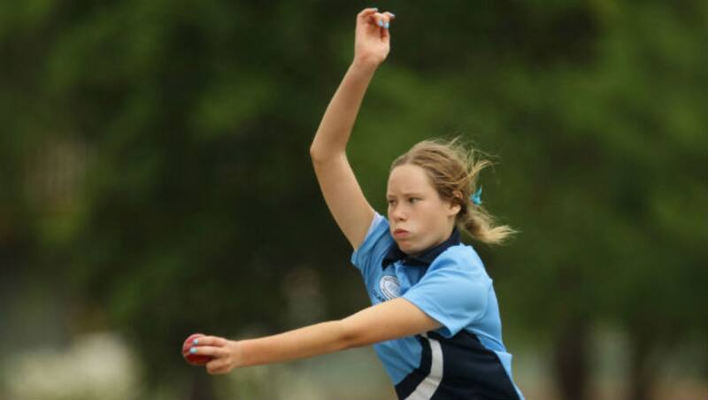 Lauren is one of the most consistent bowlers &copy; Getty Images
