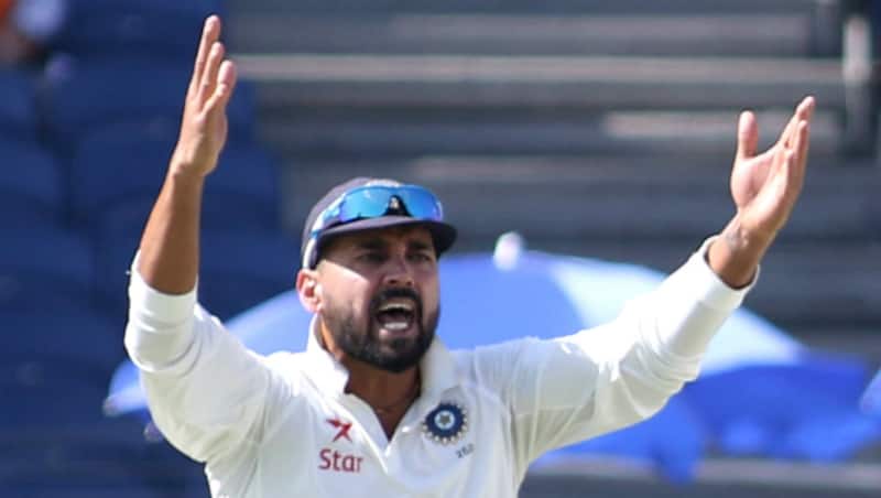 Murali Vijay claimed three for 46 &Acirc;&copy; IANS