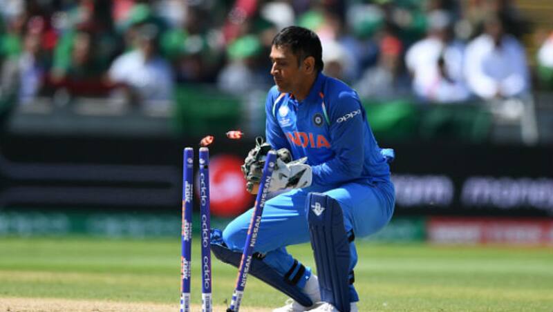 महेंद्र सिंह धोनी अपनी अंतर्राष्ट्रीय 100 वनडे स्टंपिंग पूरी कर चुके हैं © Getty Images