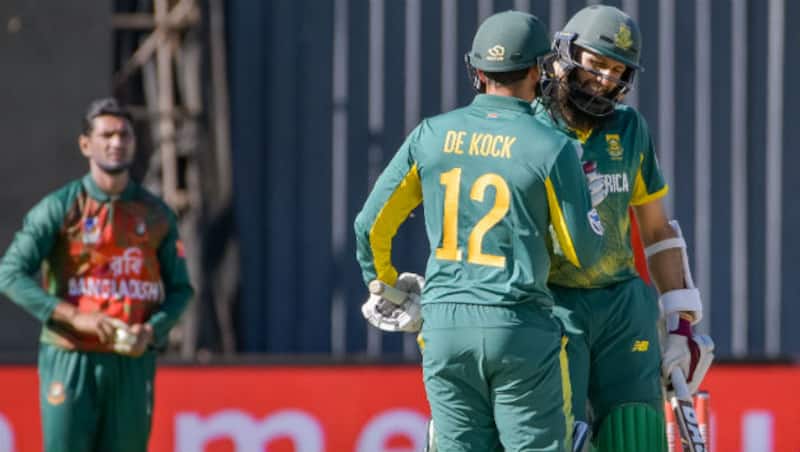 Quinton de Kock, Hashim Amla registered the third highest opening stand in ODIs © Getty Images