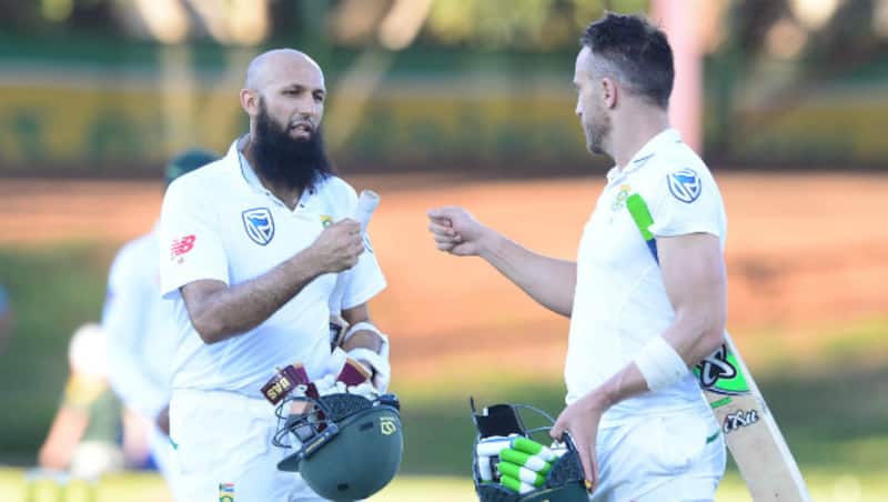 Amla, du Plessis add 242 runs for the fourth wicket © Getty Images