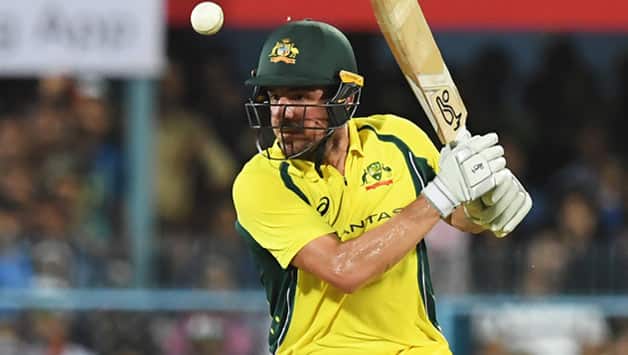 Surprisingly, Australia sent Moises Henriques at No. 3 ahead of Glenn Maxwell. Perhaps Maxwell’s recent failure against Yuzvendra Chahal had triggered the move. The tactic was to steady the innings instead of scoring quick runs, and it paid off. © AFP