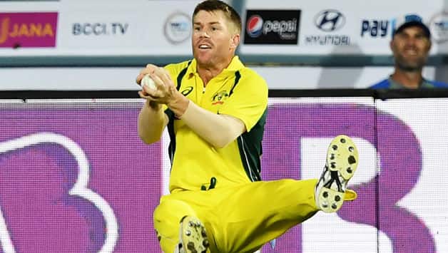 David Warner could have easily hit his head. He was in no position to land safely or to take a catch. Despite running towards the direction of the ball, he ran behind, facing the trajectory. However, for the athletic Warner we know him for, neither did he hurt himself nor did he drop the catch. © AFP
