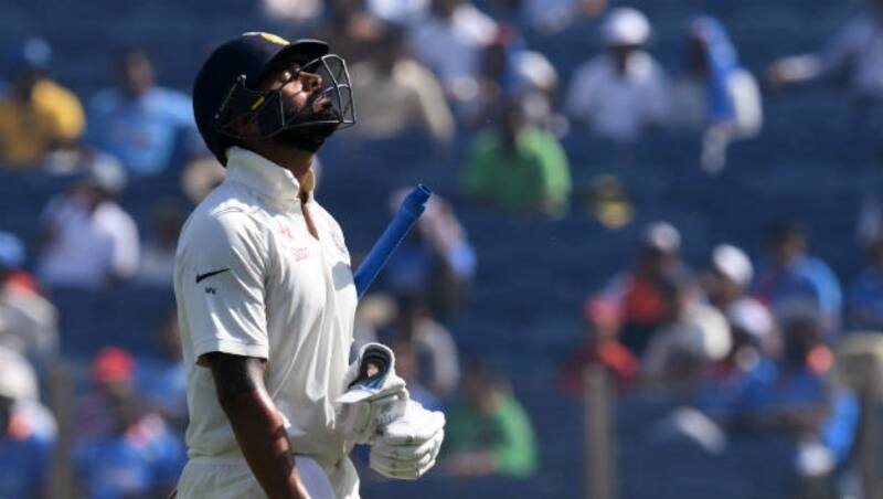 Murali Vijay scored a lowly &copy; AFP