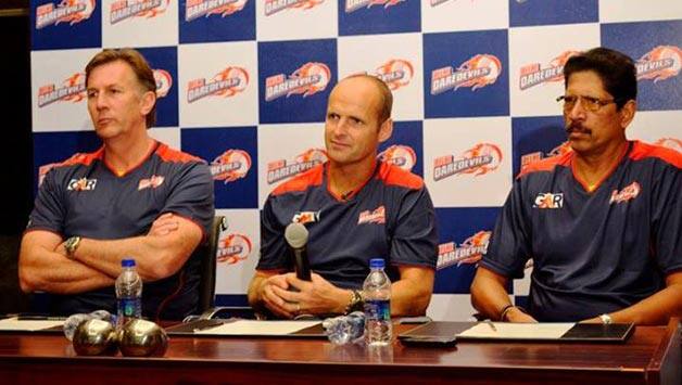 From Right: TA Sekar with Eric Simmons and Gary Kirsten (Photo Courtesy: Delhi Daredevils’ Facebook page)