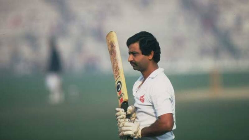 Gundappa Viswanath revealed how he managed to duck a fatal bouncer &Acirc;&copy; Getty Images