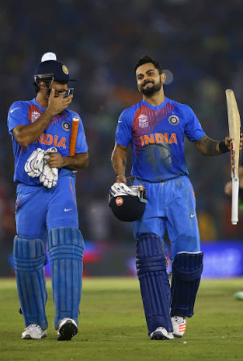 MS Dhoni (left) and Virat Kohli wants BCCI to put salary cap on uncapped players  &Acirc;&copy; Getty Images