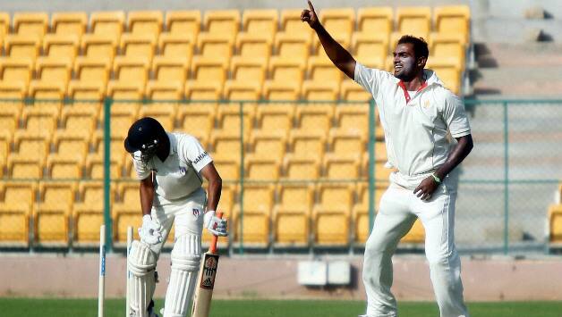 Abhimanyu Mithun bagged a 5-for © PTI