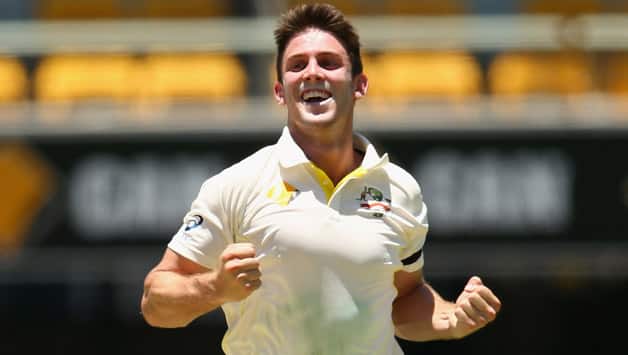 Mitchell Marsh gets a look-in © Getty Images