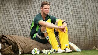 Steven Smith cleared of injury after ball struck on his right hand in nets ahead of Boxing Day Test