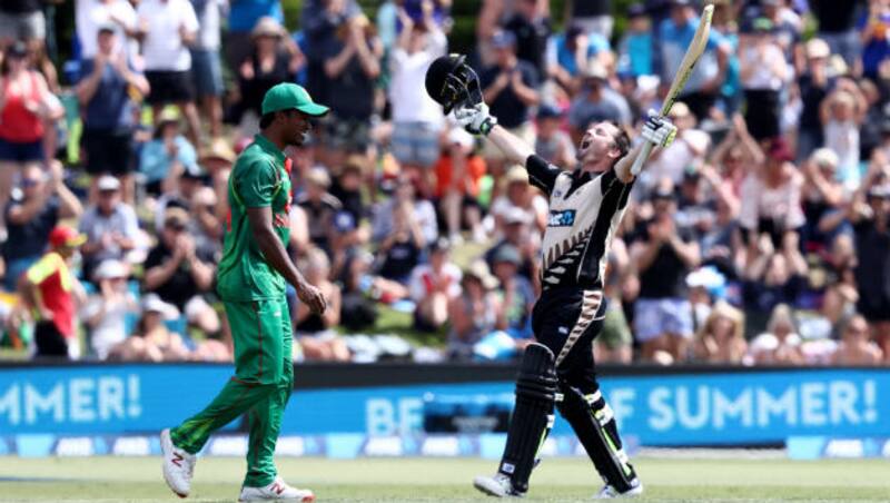 Colin Munro's 1st T20I ton of the year &copy; Getty Images