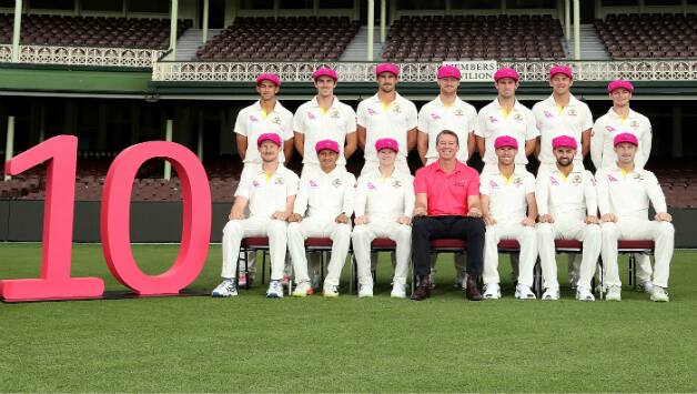 Glenn McGrath with the Australian team © Getty Images