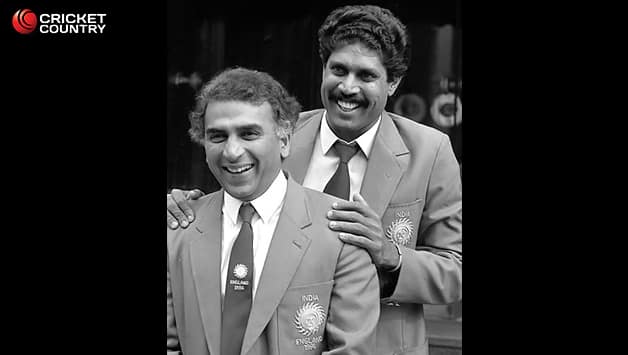 Sunil Gavaskar (front) and Kapil Dev