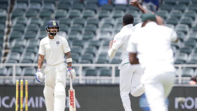 Virat Kohli departed for a gritty 41 © AFP