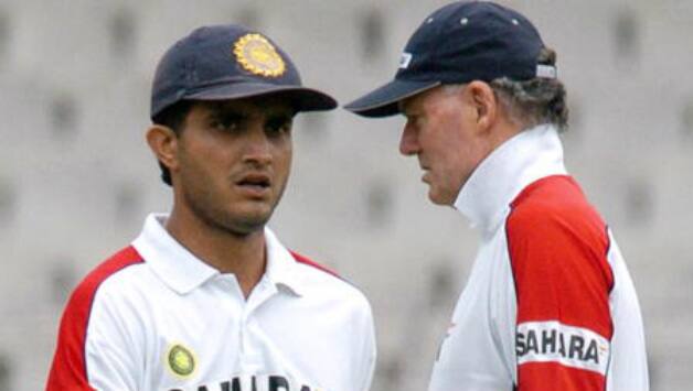 Sourav Ganguly (left) and Greg Chappell © AFP