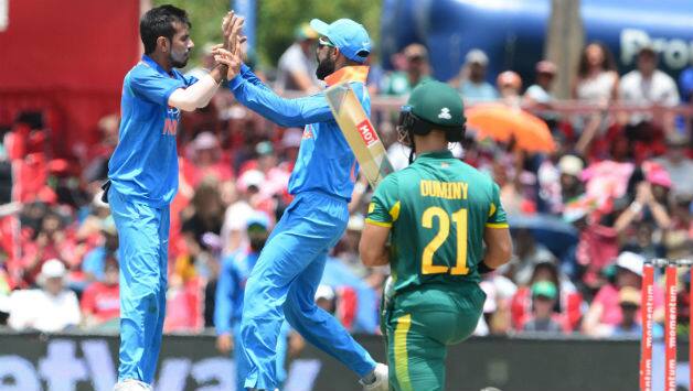 Indian spinners took 8 wickets between them in 2nd ODI © Getty Images