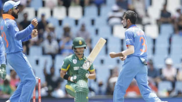 Yuzvendra Chahal claimed his maiden fifer in ODIs, India need 119 to win © AFP