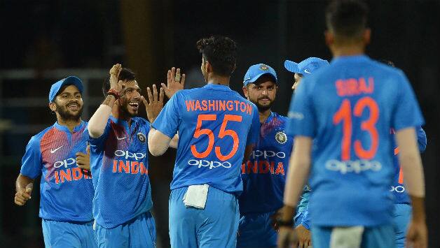 Indian spinners led the show in defence of 177 © AFP