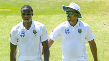 Vernon Philander claims his Twitter account was hacked, denies posting inflammatory tweet accusing Smith