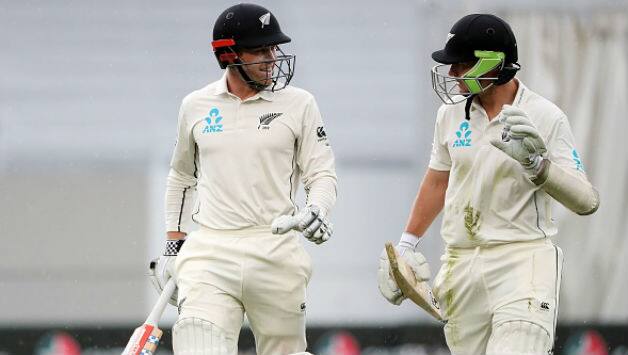 New Zealand are 233/4; Henry Nicholls 52*, BJ Watling 18* © Getty Images