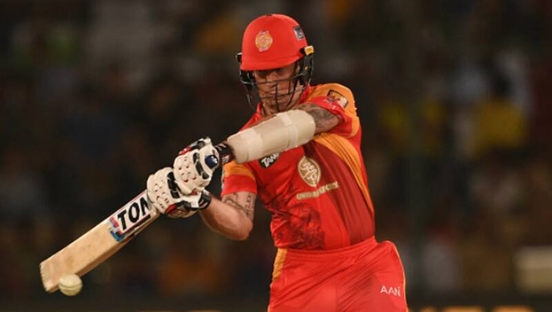Luke Ronchi slammed a 26-ball 52 (Image courtesy: AFP)