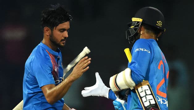 Manish Pandey (l) and Dinesh Karthik added __ runs © Getty Images